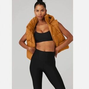 Alo Yoga Gold Rush Puffer Vest Toffee XS
